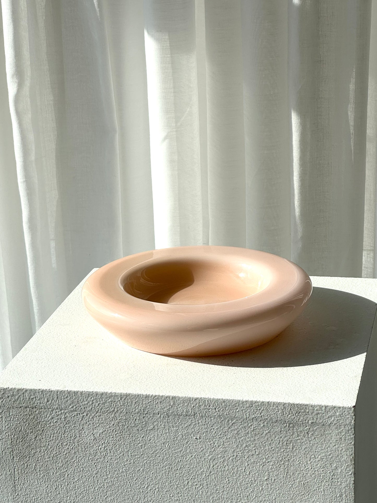 Murano donut bowl