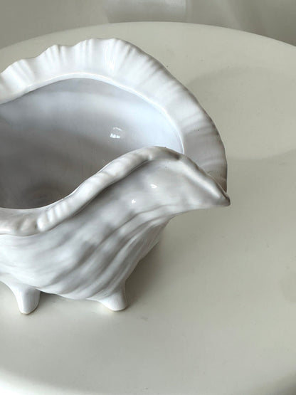 Ceramic clam pots