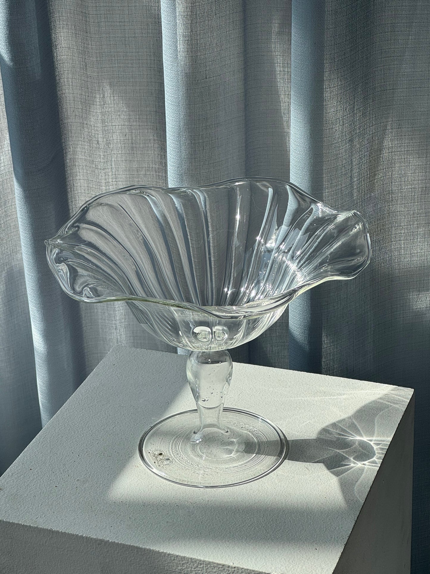 Murano stand