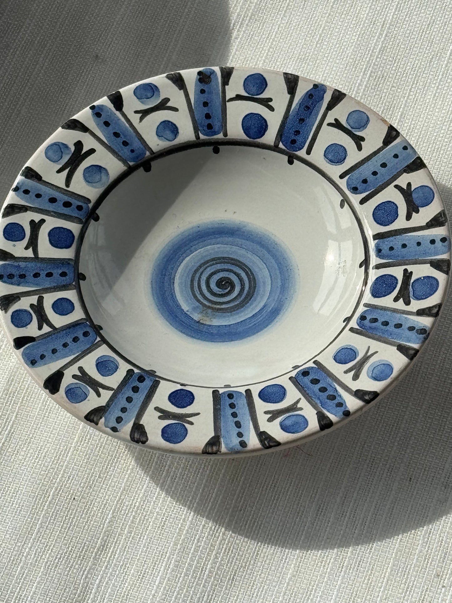 Small ceramic bowls