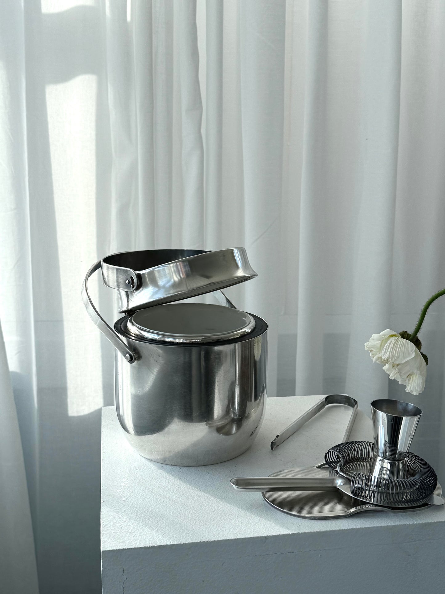 Alessi ice bucket