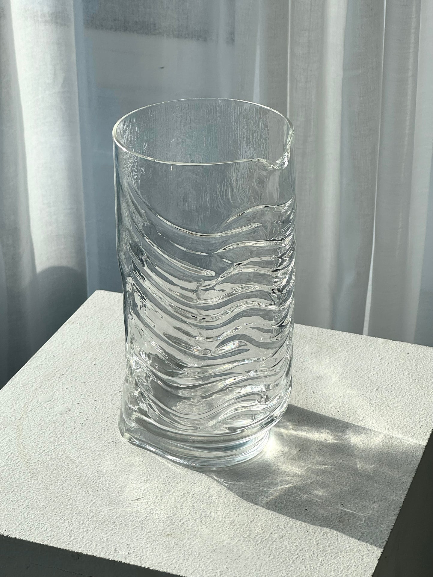 Glass jug