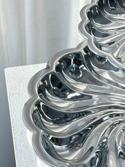 Swirling etagere