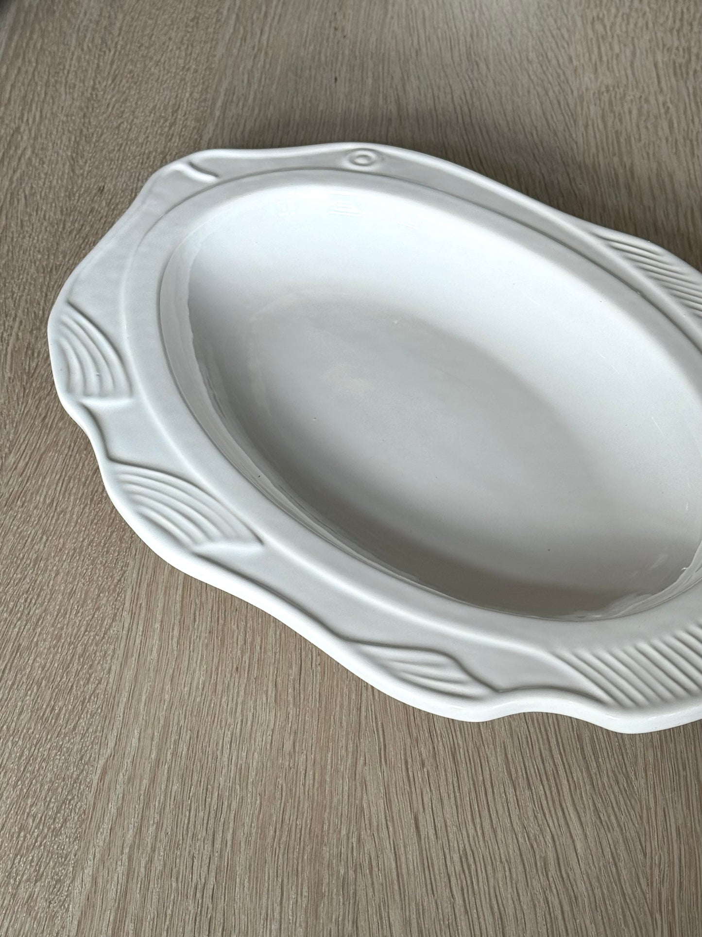 Ceramic fish dish
