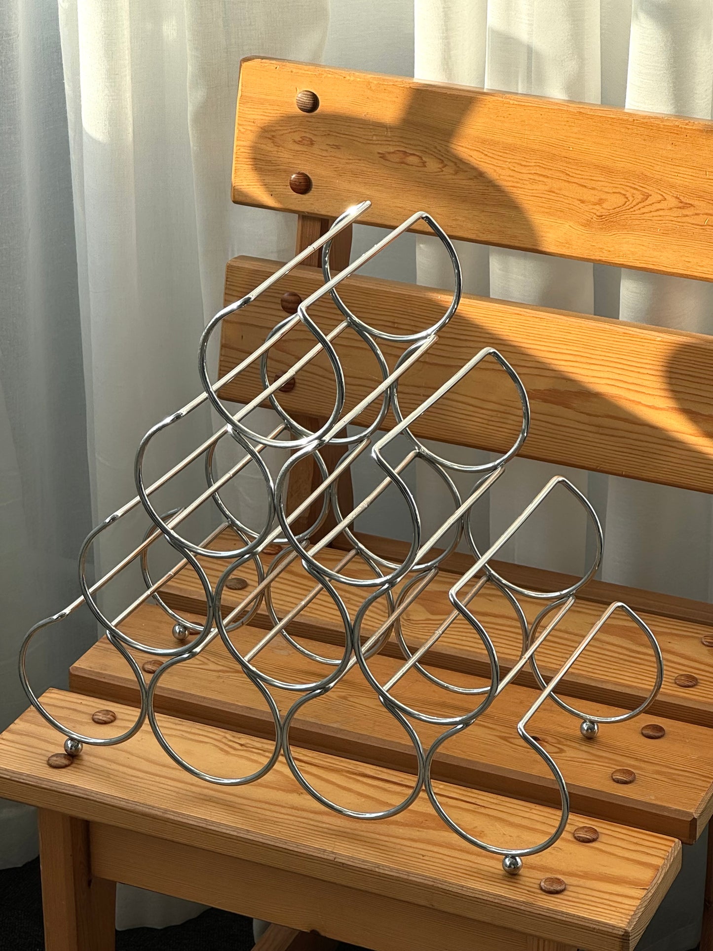Wine shelf