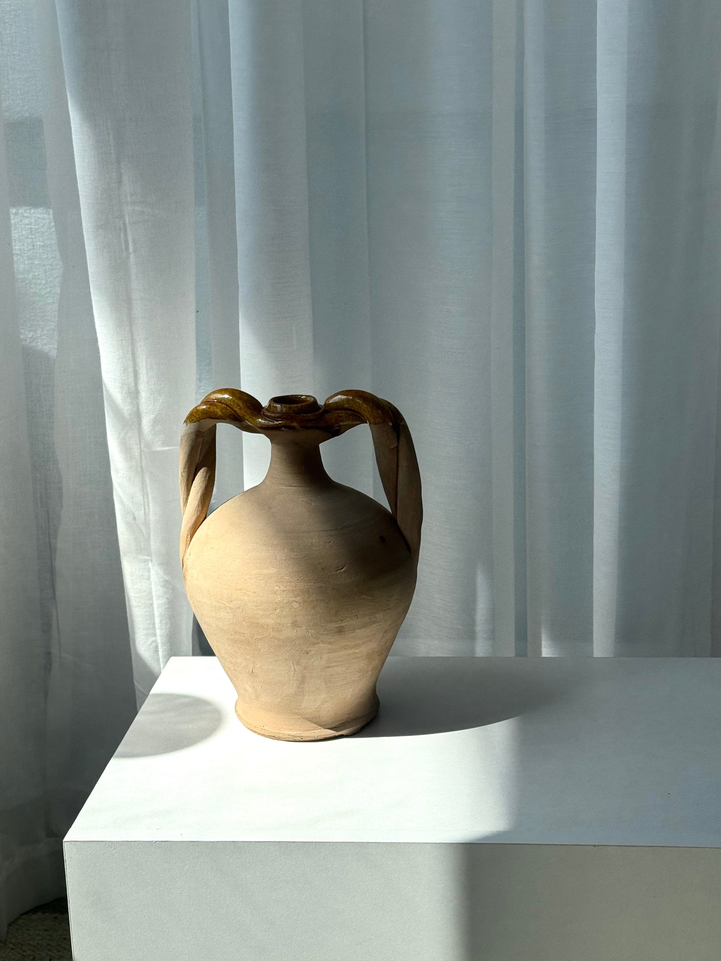 Amphora vase