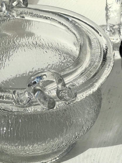 Ice bucket