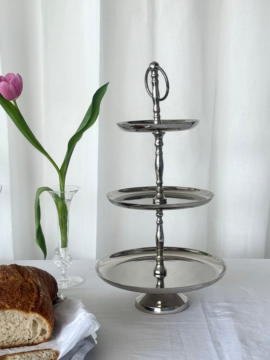 3 tier etagere