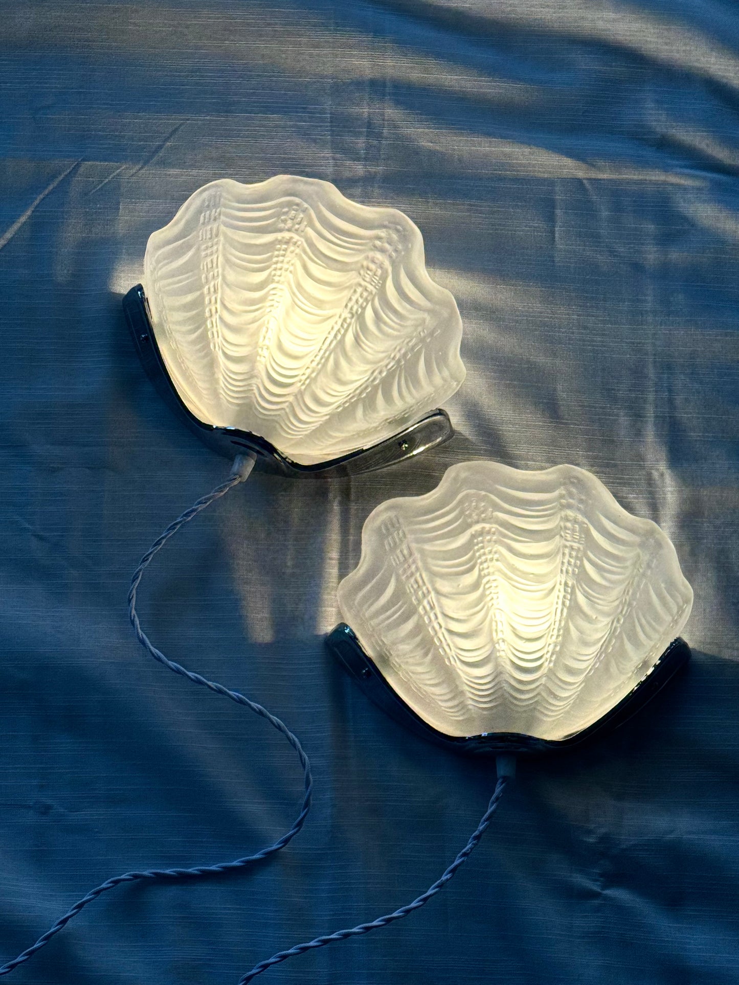 Art deco clam lamp