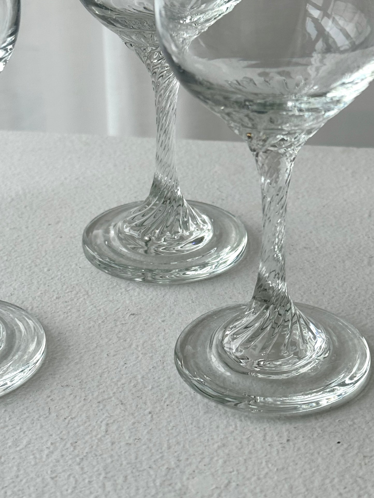 Swirl stem Wine glass
