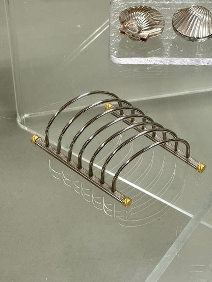 Breadholder