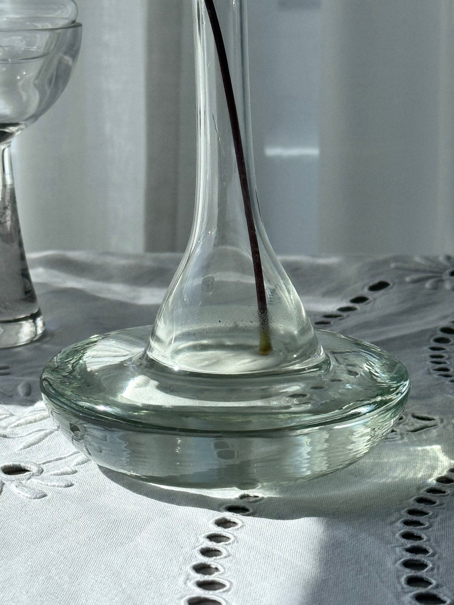 Single flower vase