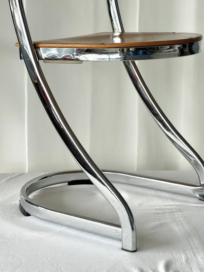Souvignet Plichanse Stacking chair