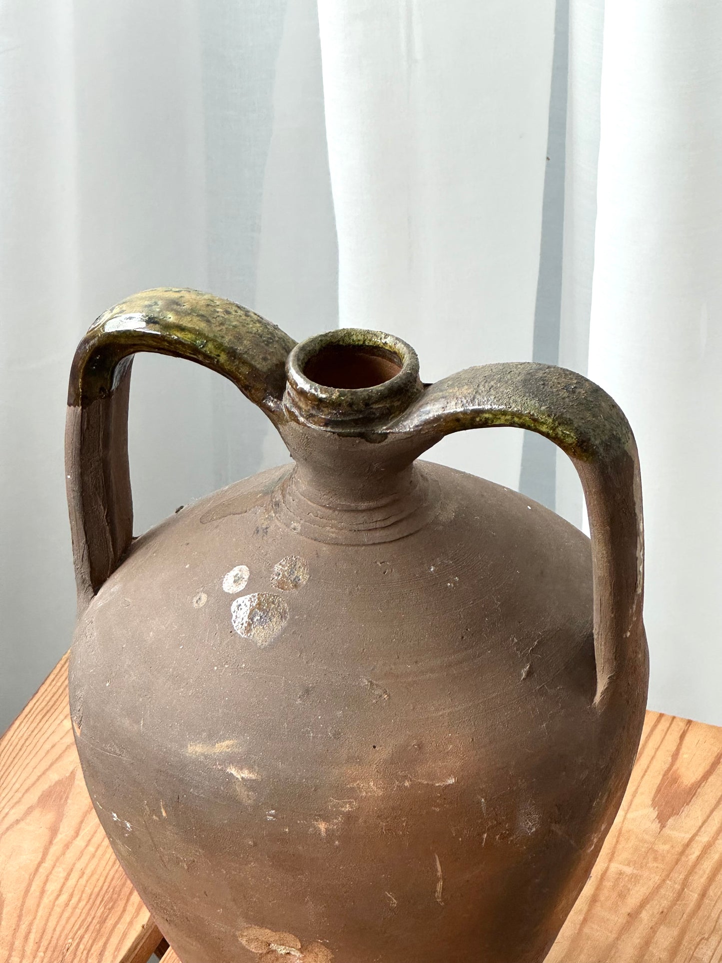 Amphora vase
