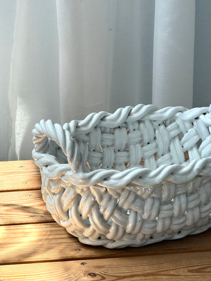 Ceramic basket