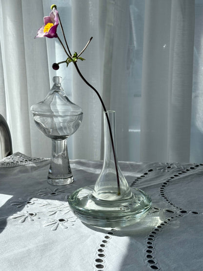 Single flower vase