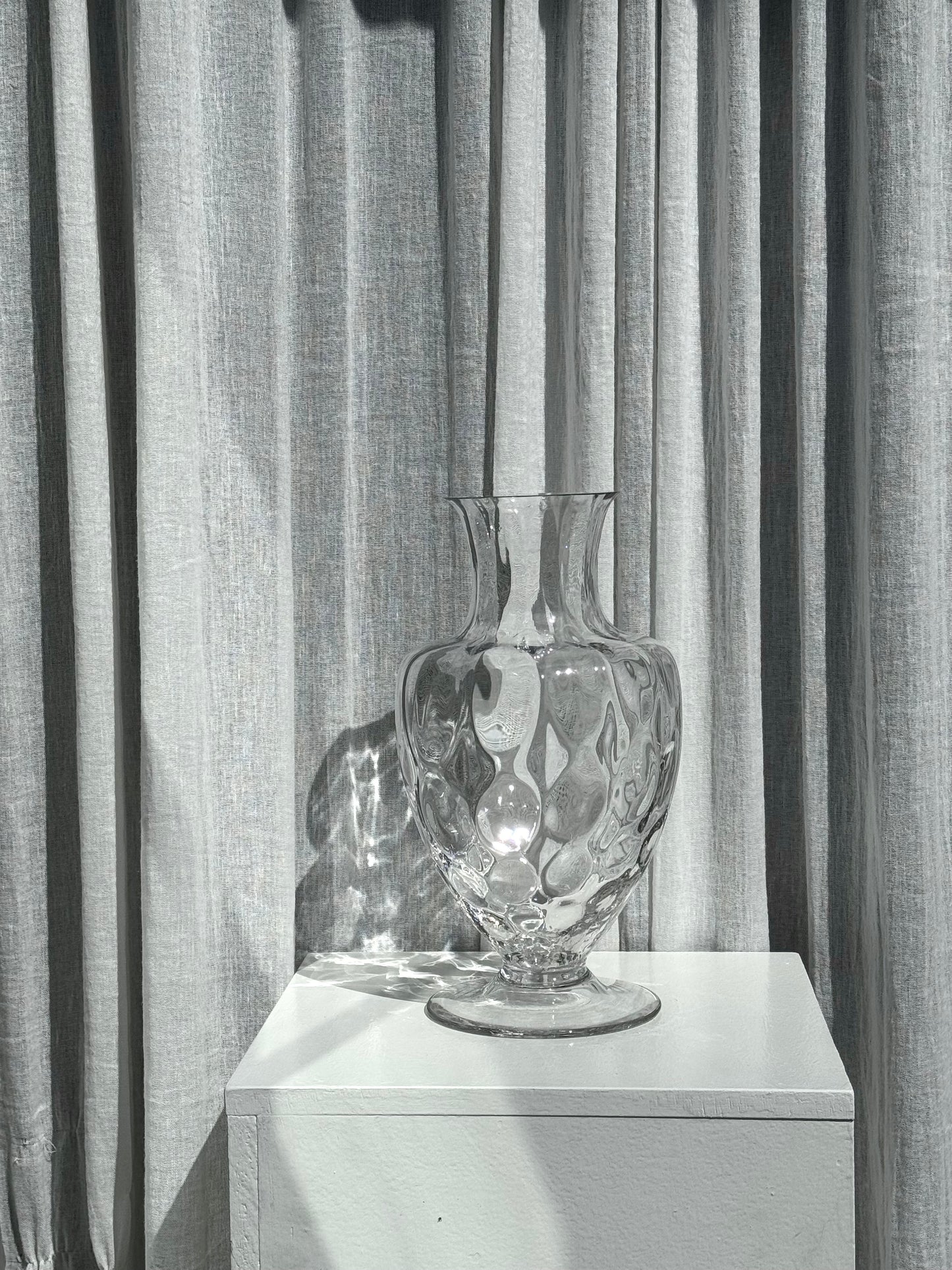Structured vase