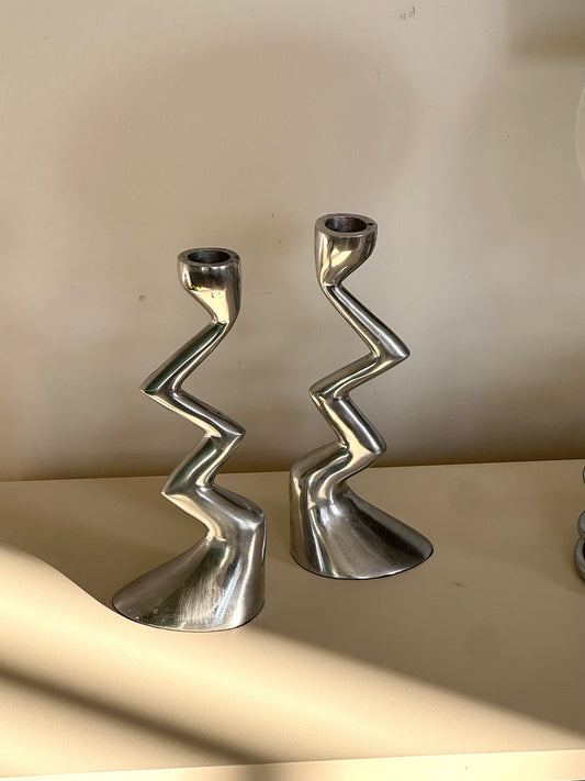 Alu zigzag candleholder