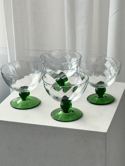 Swirling bowl on foot