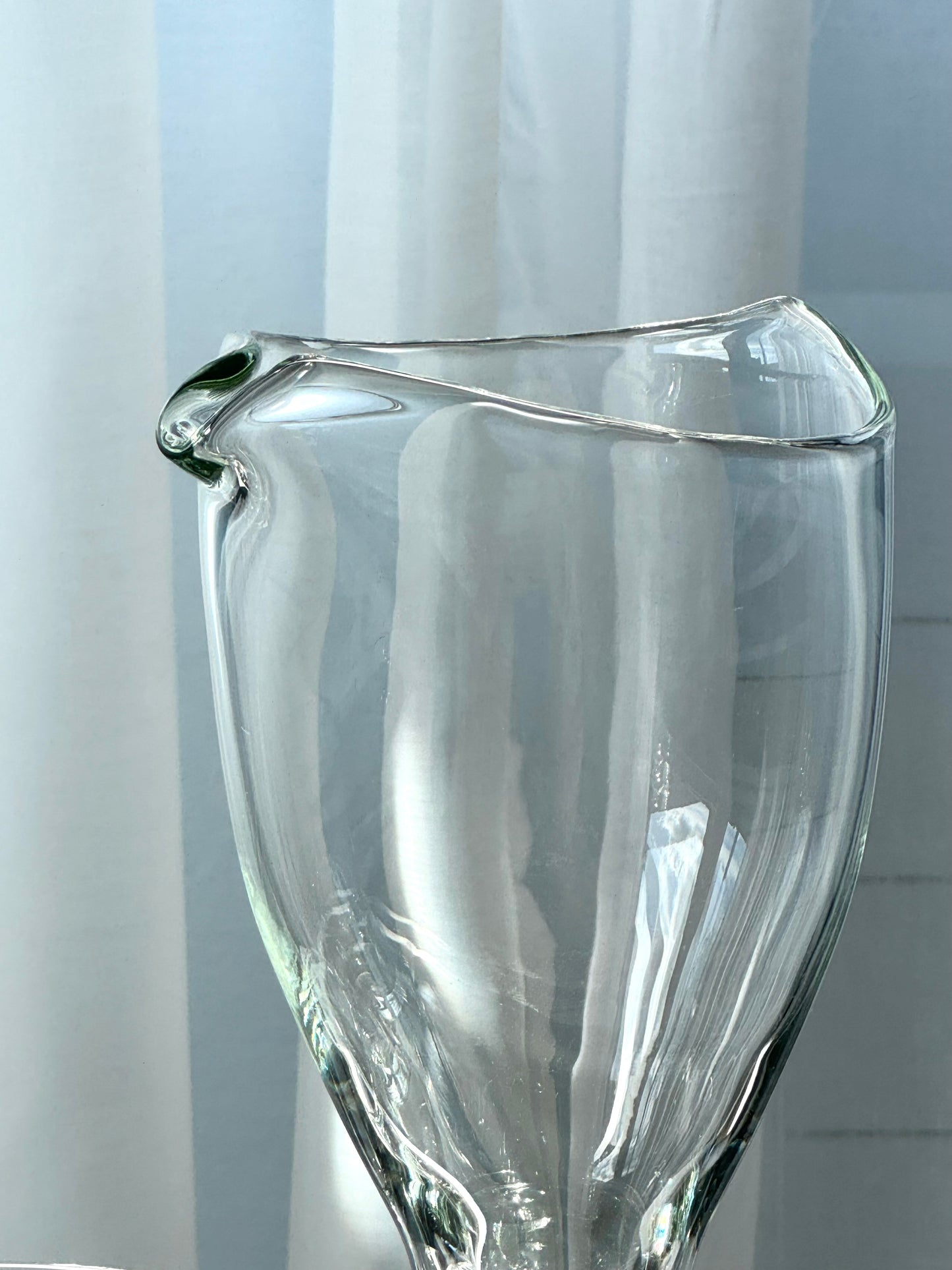 Drinks pitcher