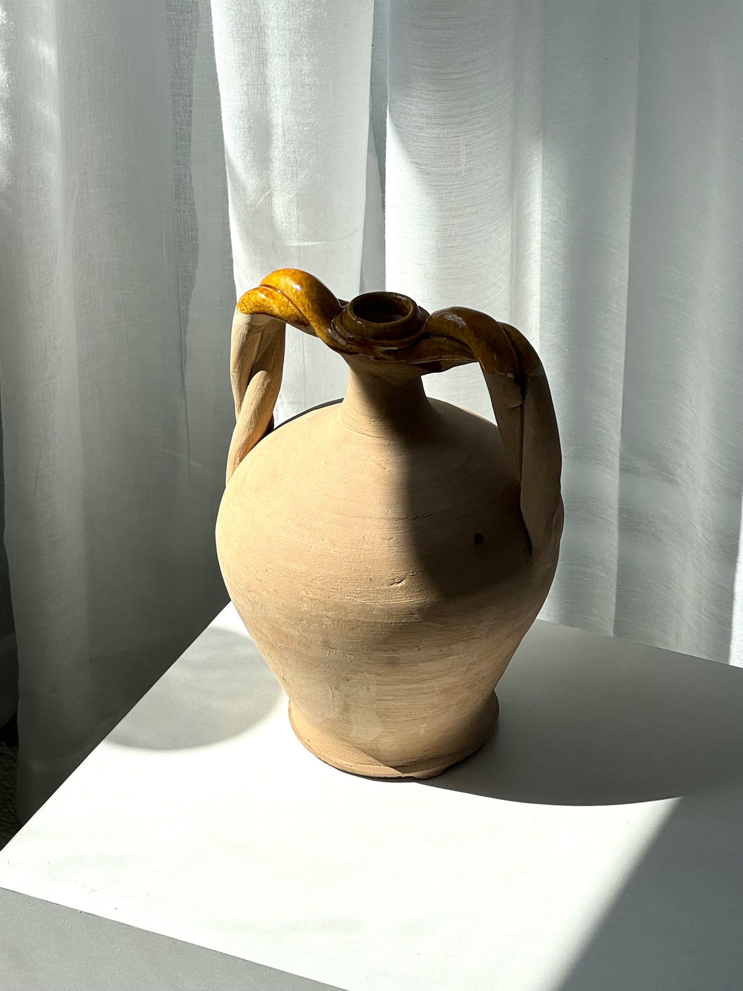 Amphora vase