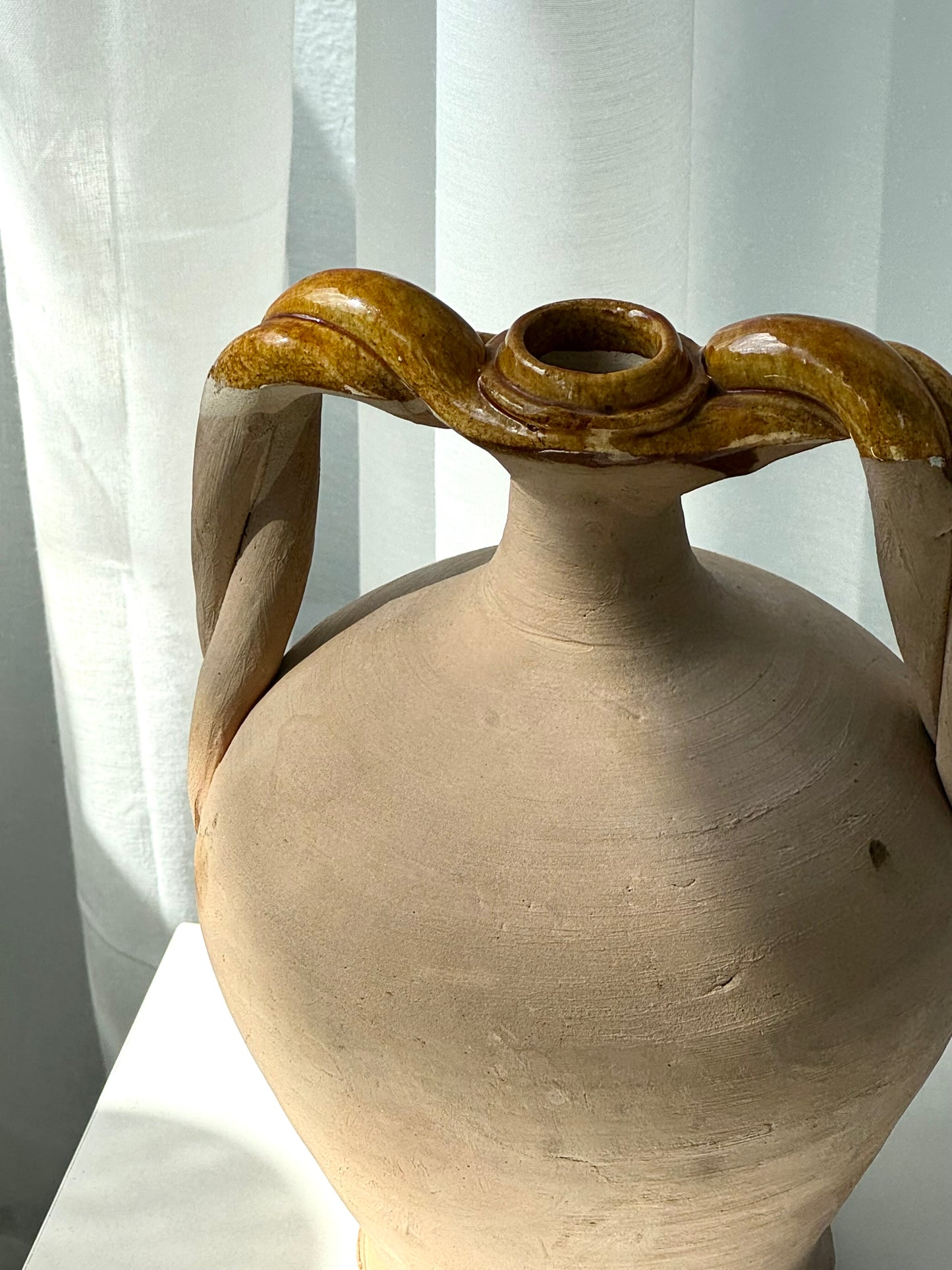 Amphora vase