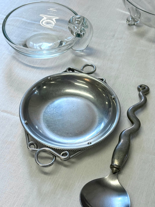 Tin dish