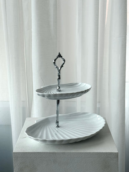 Porcelain etagere