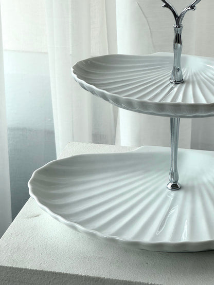 Porcelain etagere