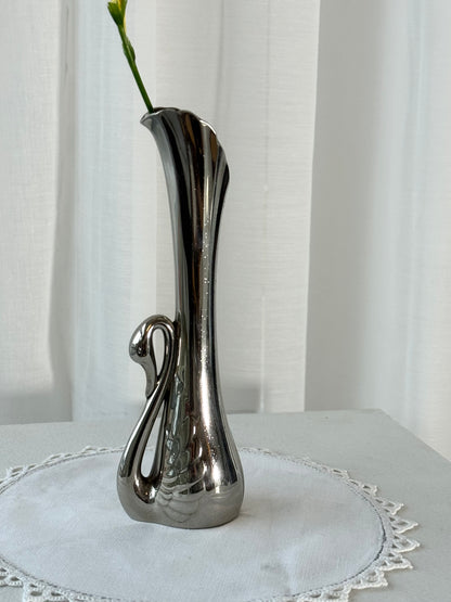 Swan vase