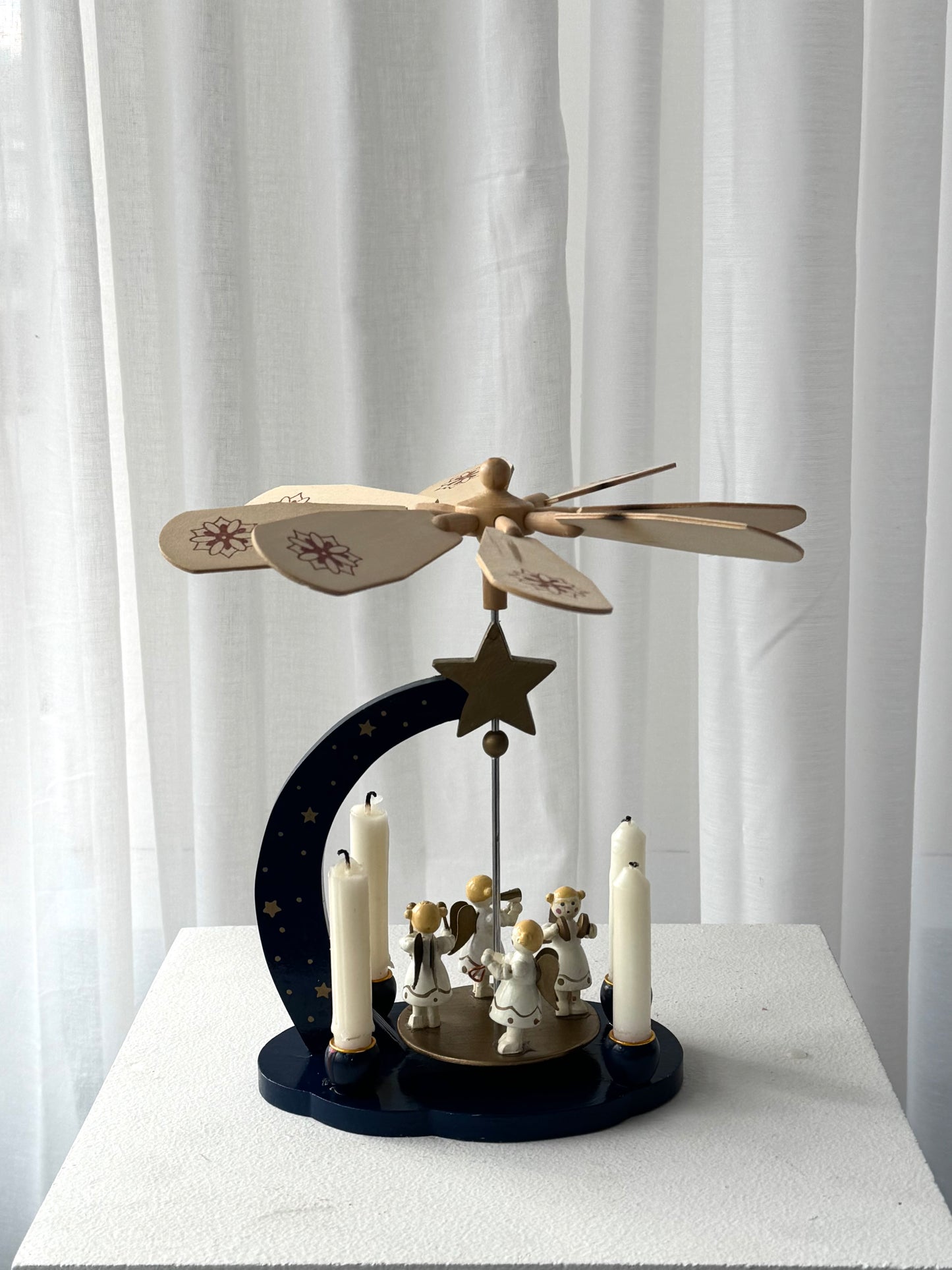 Stars and Angel pyramid