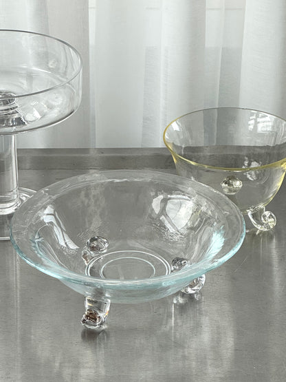 Bowl on coiled feet