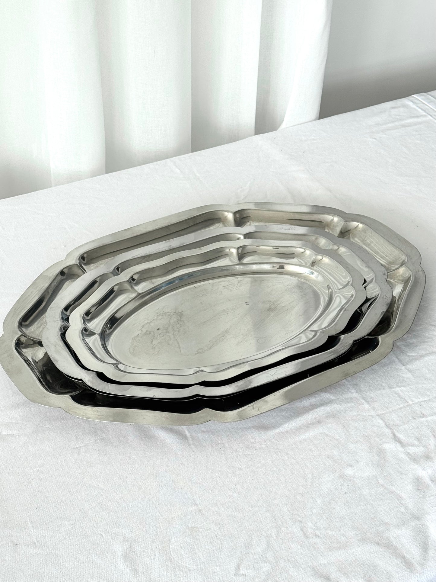 Ruffled Italian dishes Chubby