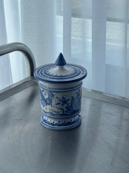 Ceramic jar with lid