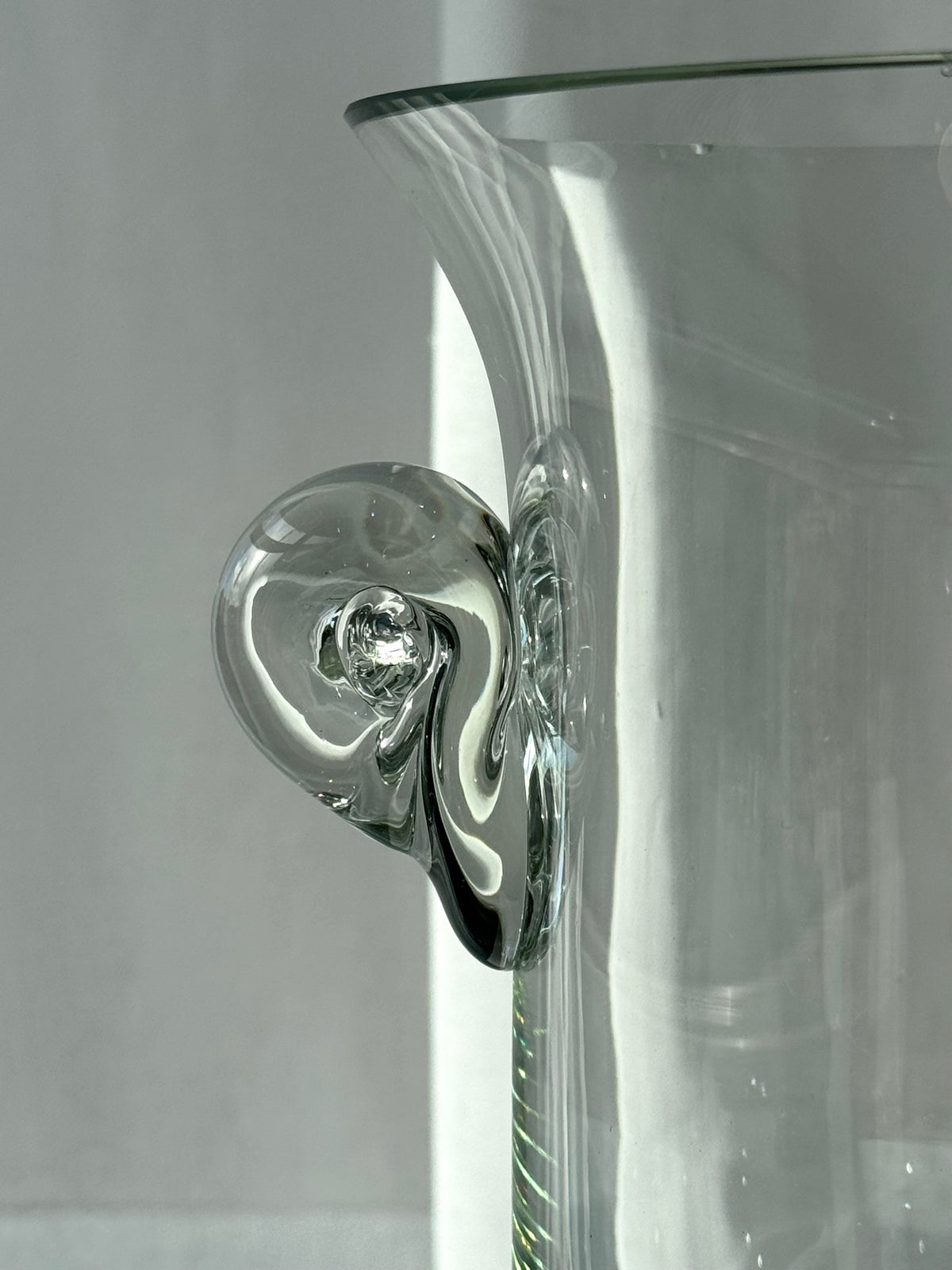 Wine cooler / vase