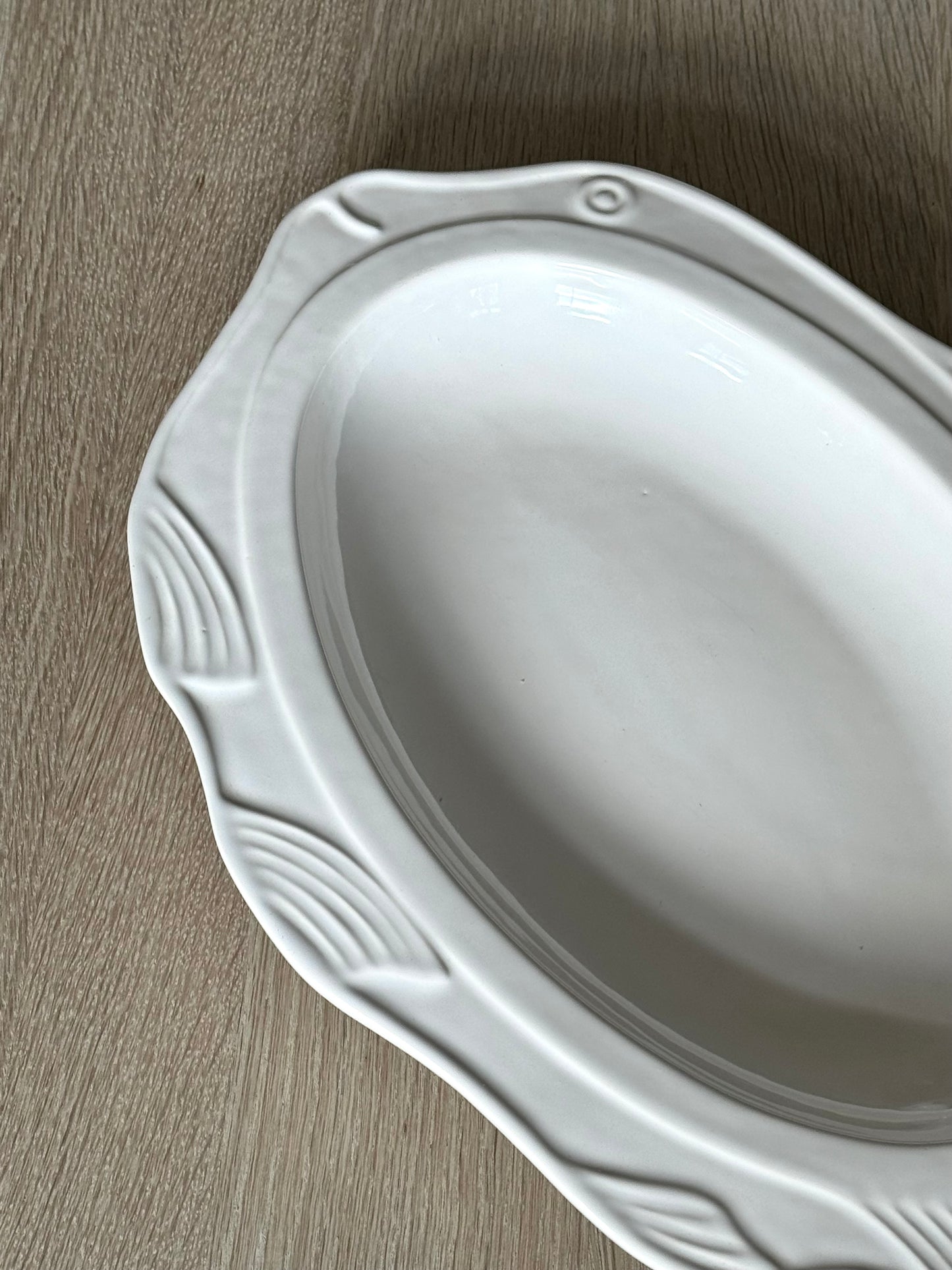Ceramic fish dish