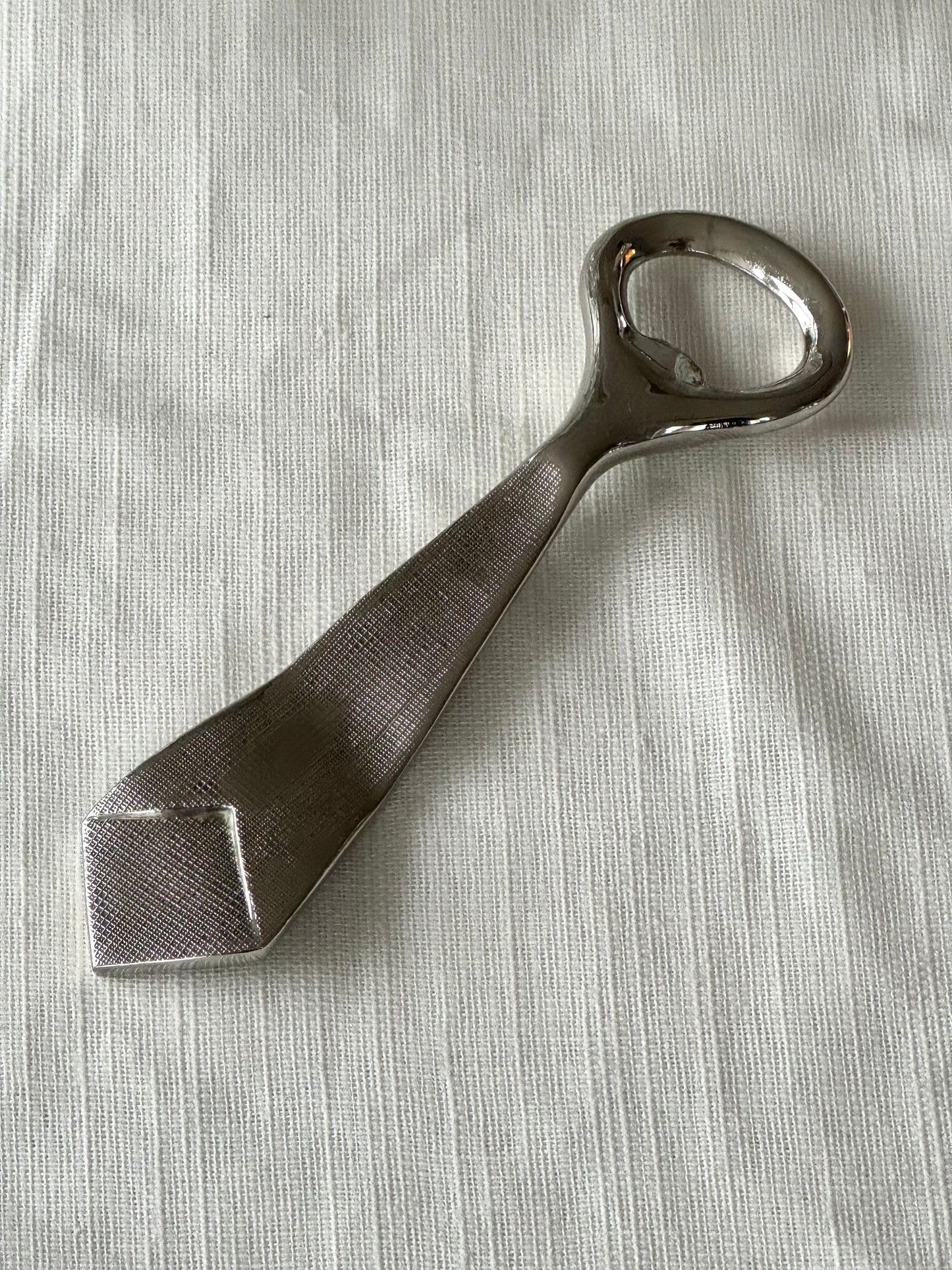 Tie Bottle opener