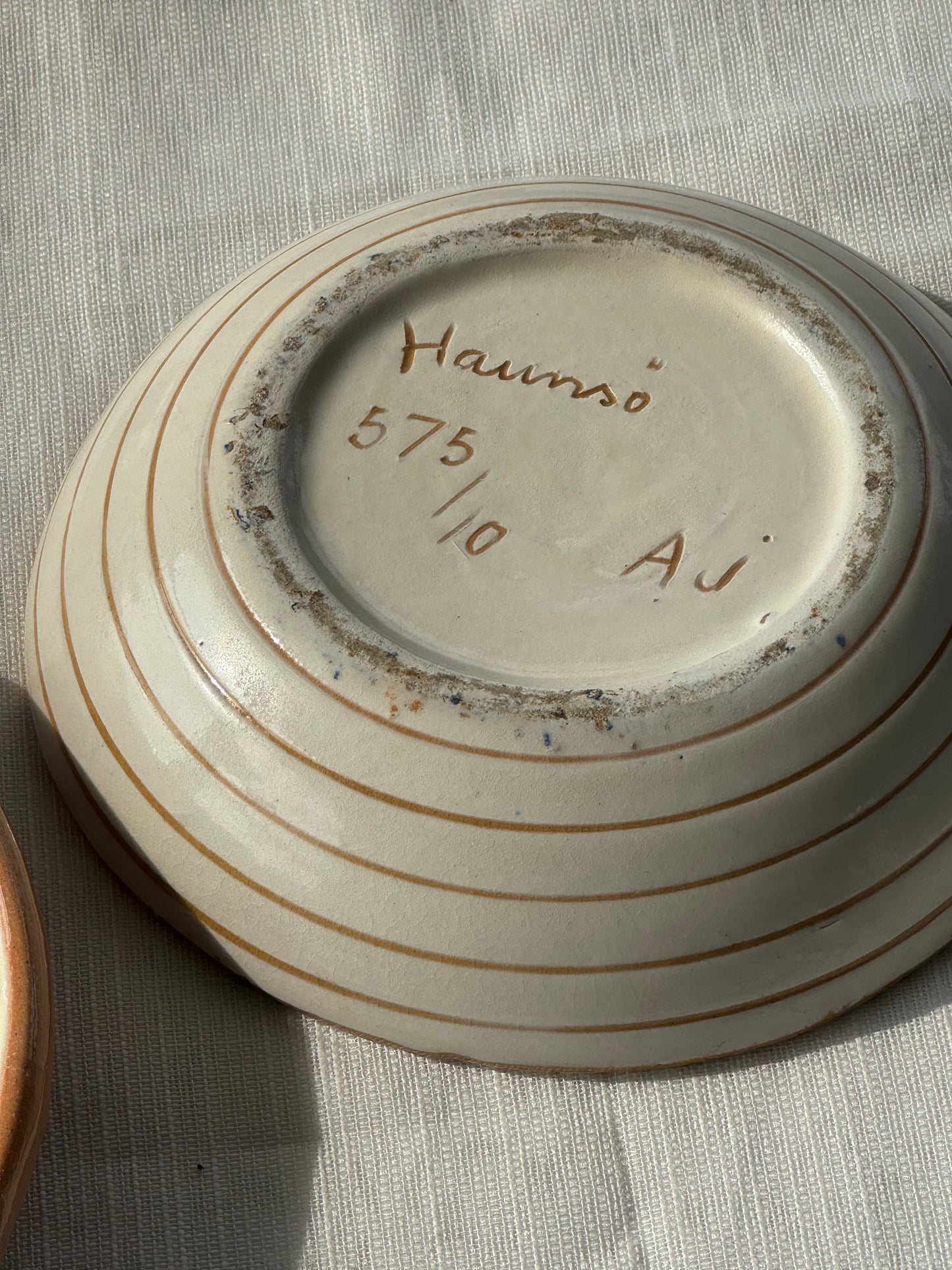 Small ceramic bowls
