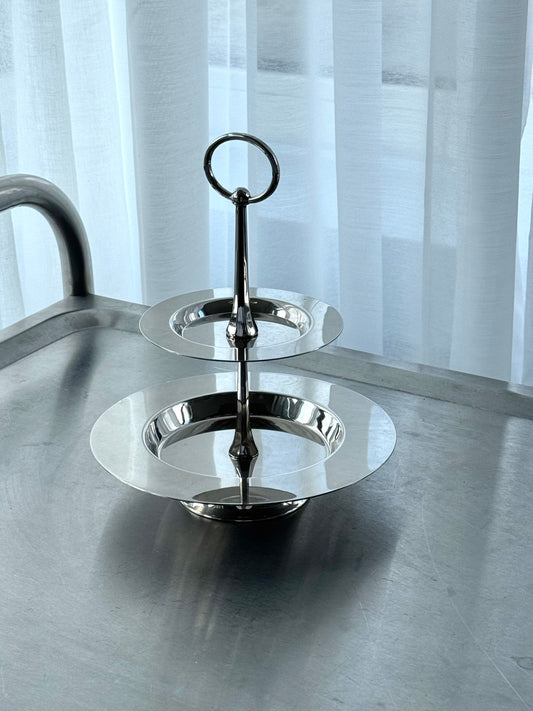 Small etagere