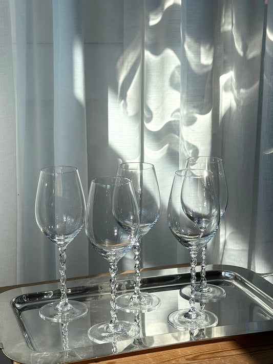 Swirling glasses
