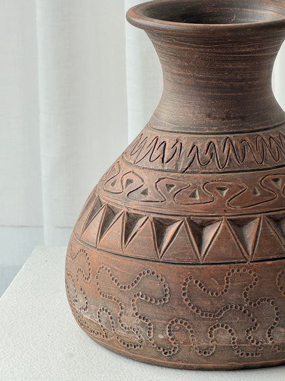 Ceramic vase