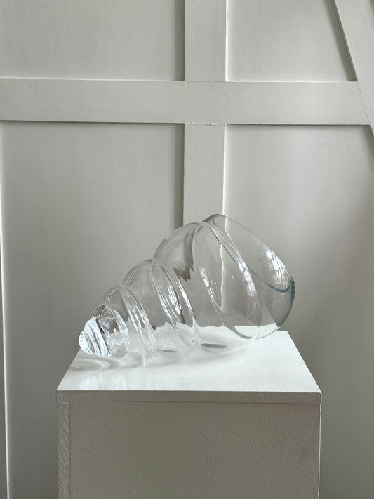 Glass conch shell