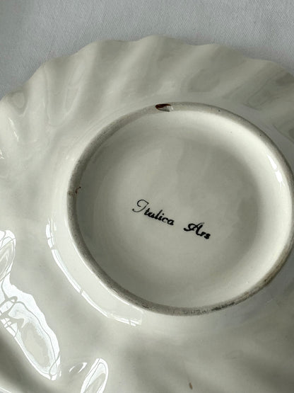 Ceramic clam dish
