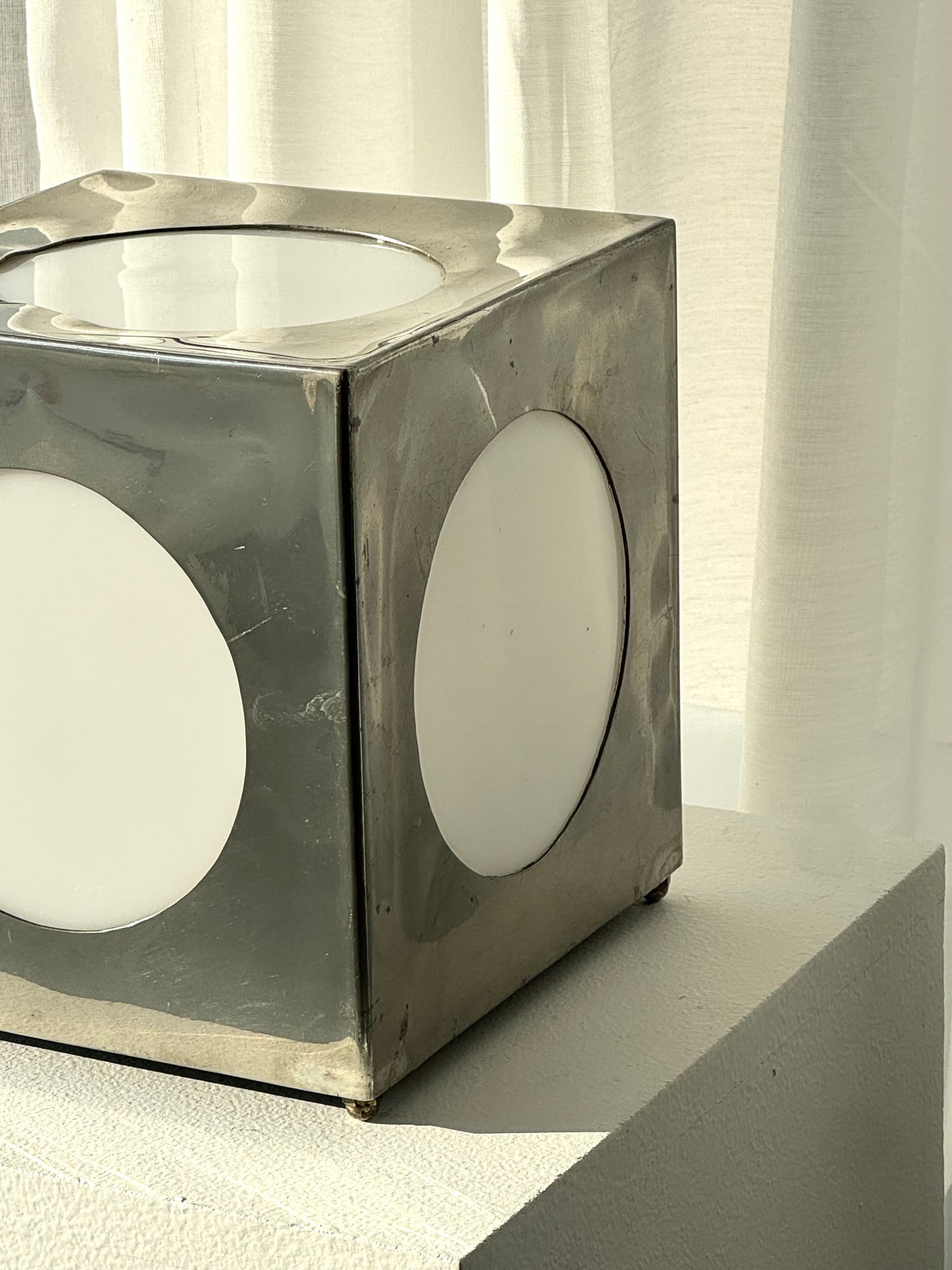 Cube lamp