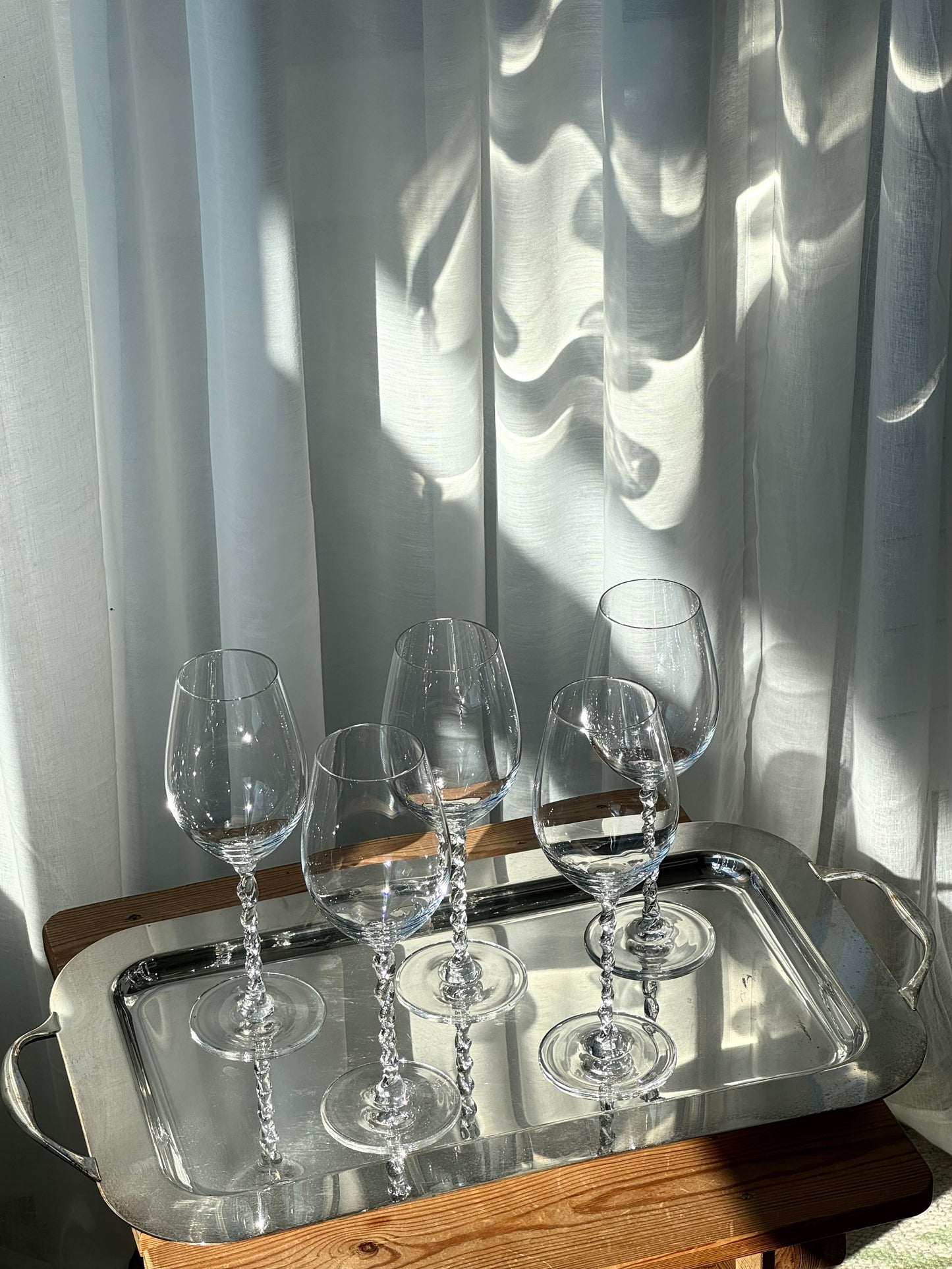 Swirling glasses