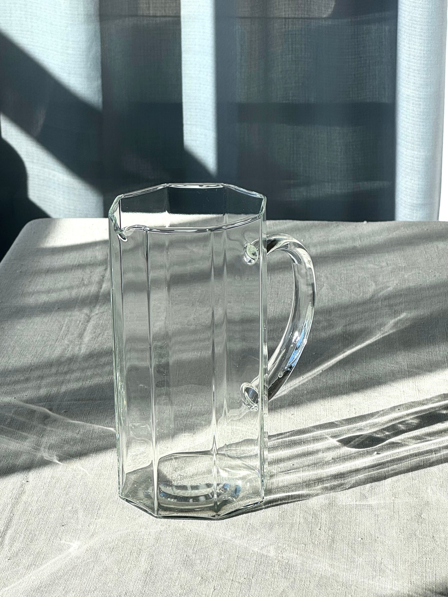 Glass jug