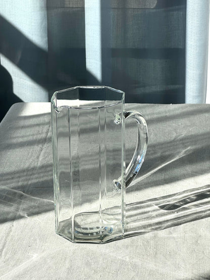 Glass jug