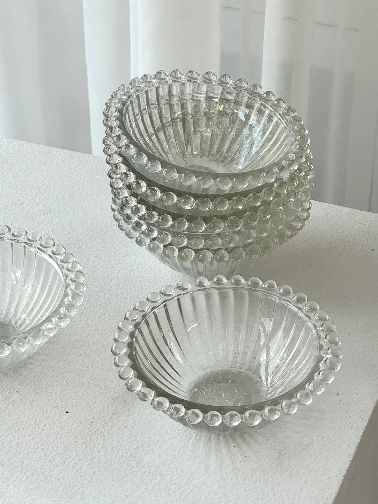 Pearl edge bowls