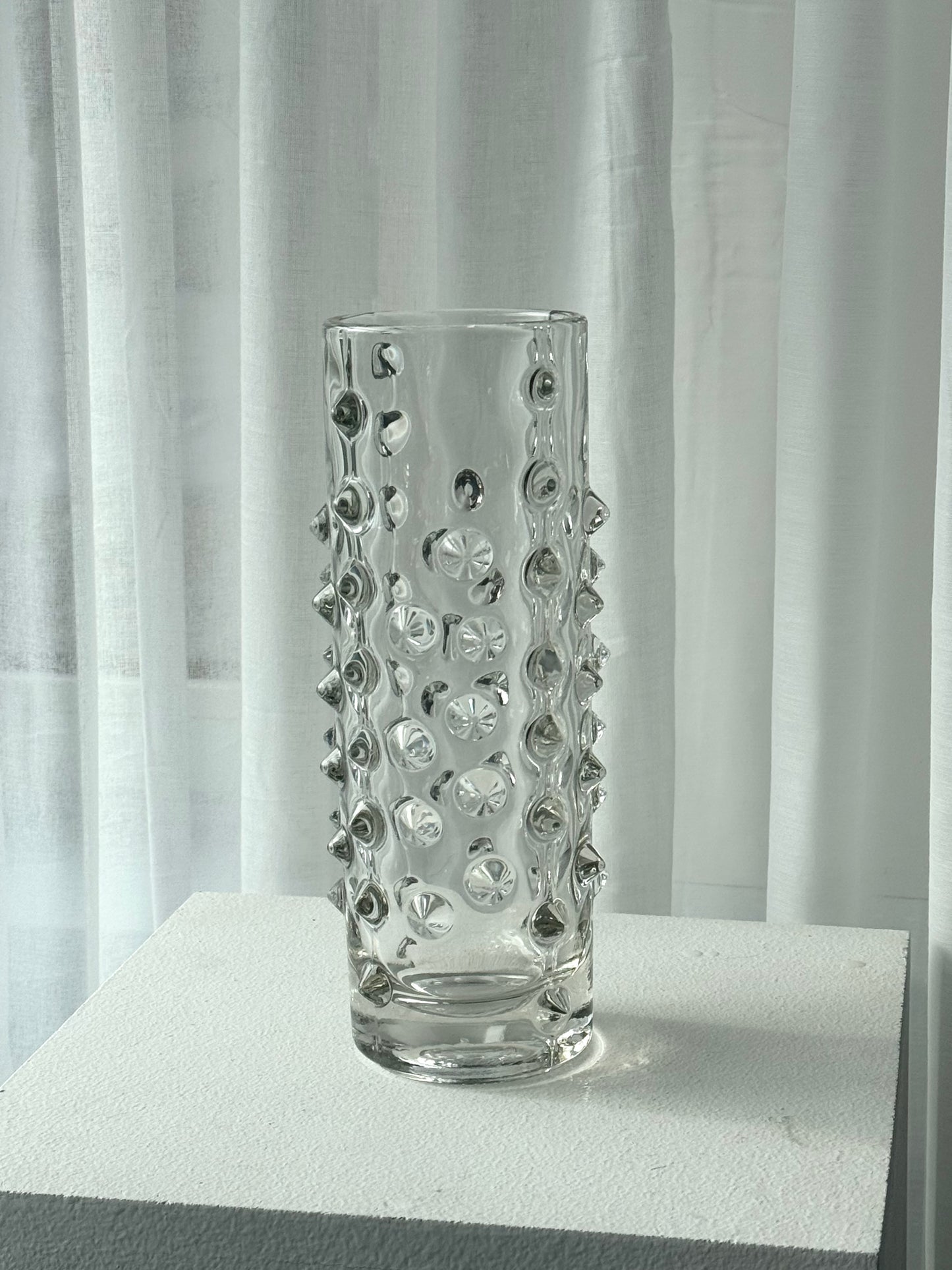 Spiked vase