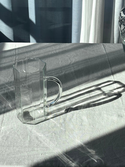 Glass jug